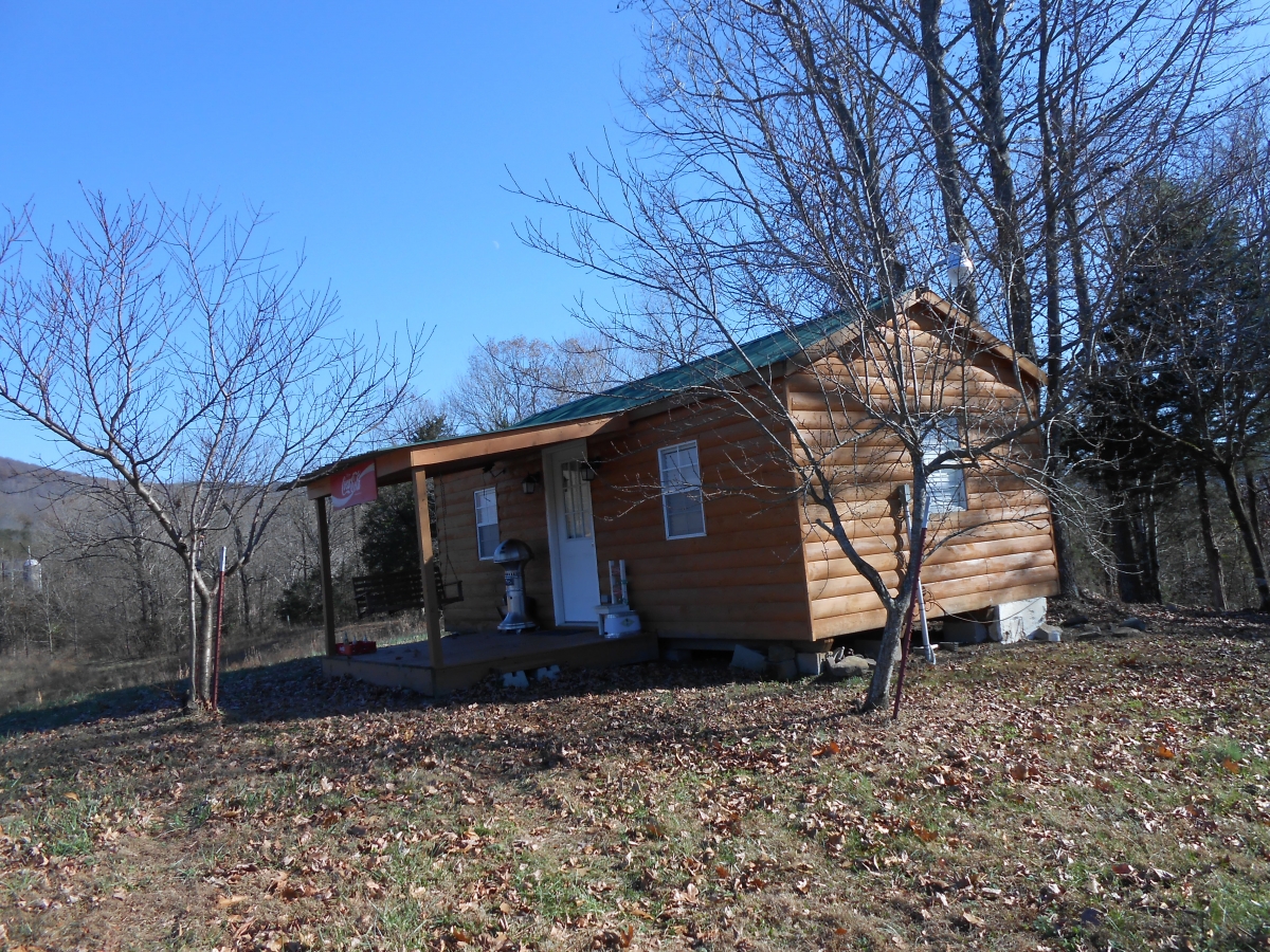 Sparta TN Cabin Rentals Cunningham Cabins